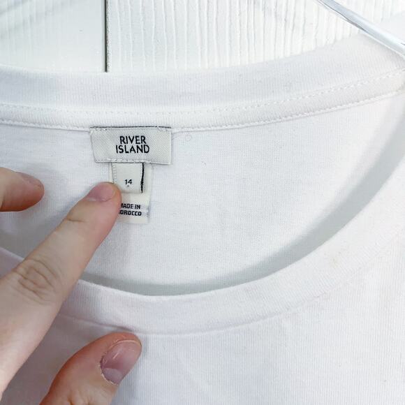 River Island White Long Sleeve T-Shirt with Accordion Pleat Ruffle - Picture 3 of 7